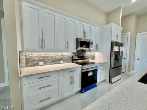 1510 NW 31st Pl, Cape Coral FL - photo 6 of 33