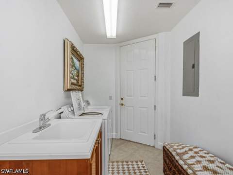9255 Museo Cir 103, Naples FL - photo 16 of 31