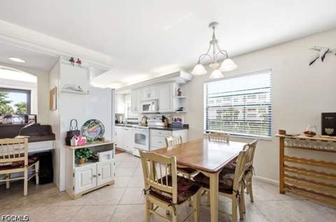 921 S Collier Blvd 201, Marco Island FL - photo 24 of 35