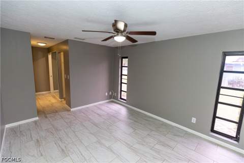 25572 Fenner Cir, Bonita Springs FL - photo 10 of 22
