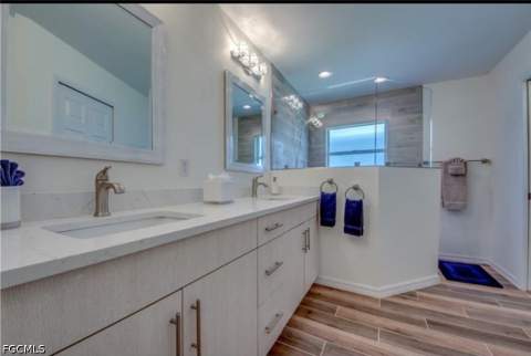 318 SW 28th St, Cape Coral FL - photo 11 of 35