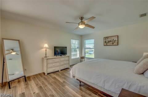 318 SW 28th St, Cape Coral FL - photo 12 of 35