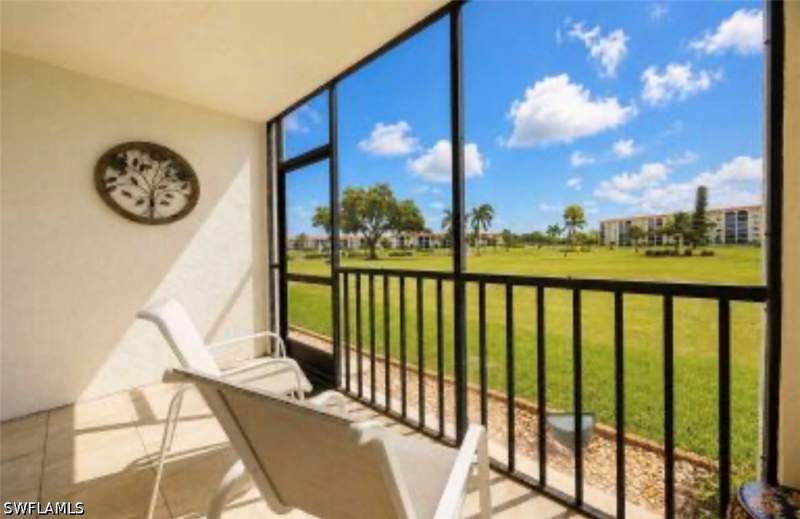 2 bedroom Condominium at 41 High Point Cir S 105, High Point Country Club, Naples — photo 2