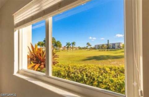 41 High Point Cir S 105, Naples FL - photo 9 of 33