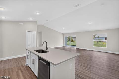 2715 NW 23rd Ave, Cape Coral FL - photo 12 of 33