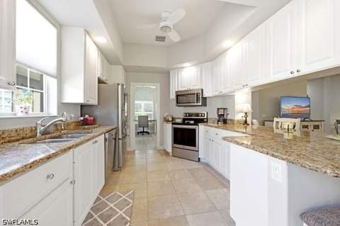 2314 Heydon Cir W, Naples FL - photo 12 of 49