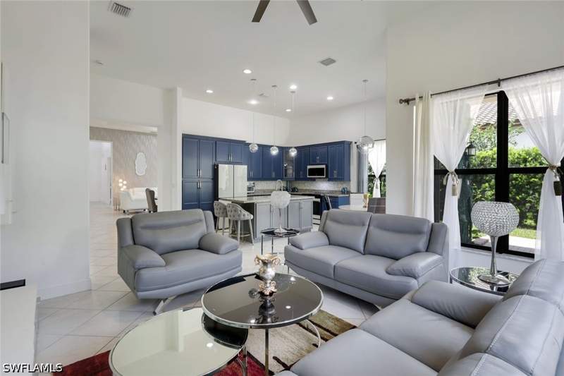 3 bedroom SingleFamilyResidence at 5547 Ferrari Ave, Maple Ridge, Ave Maria — photo 2
