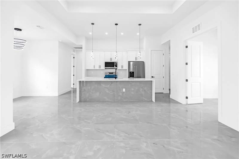 3 bedroom SingleFamilyResidence at 716 Connecticut Ln, Leeland Heights, Lehigh Acres — photo 4