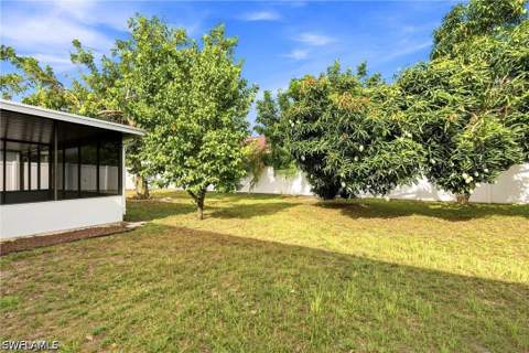 18500 Sarasota Rd, Fort Myers FL - photo 10 of 41