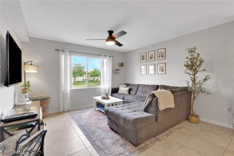 8304 Key Royal Cir 1723, Naples FL - photo 11 of 25