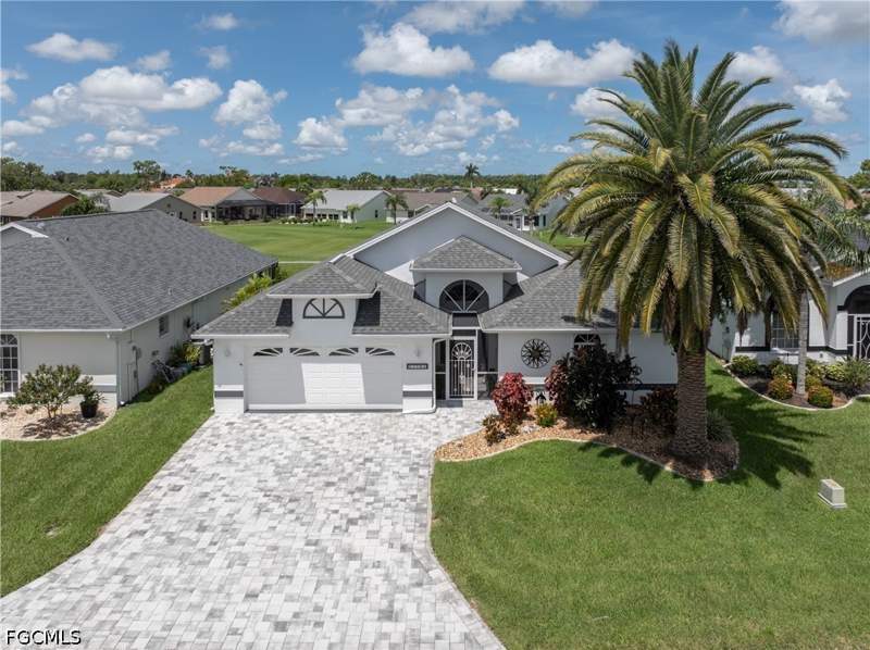 2 bedroom SingleFamilyResidence at 17761 Pineapple Palm Ct, Sabal Springs Golf And Racquet Club, North Fort Myers — photo 3