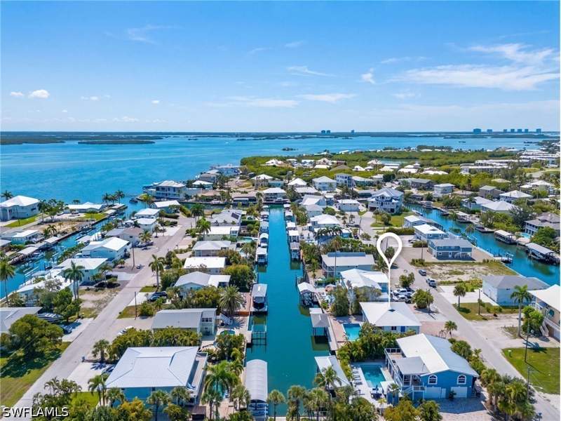 4 bedroom SingleFamilyResidence at 3 Pepita St, El Sol, Fort Myers Beach — photo 2