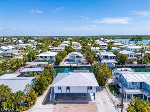 3 Pepita St, Fort Myers Beach FL - photo 6 of 32