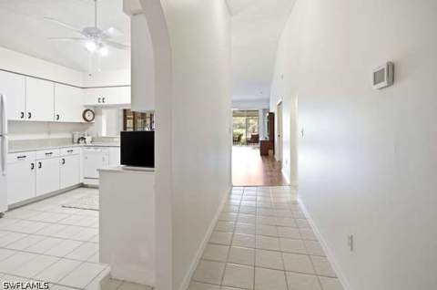 1040 Marblehead Dr N2, Naples FL - photo 6 of 46