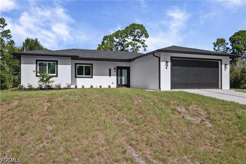 4 bedroom SingleFamilyResidence at 828 Genoa Ave S, Lehigh Acres, Lehigh Acres — photo 2