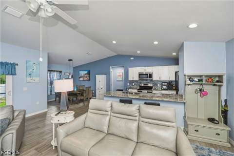7081 Brazil Cir, Labelle FL - photo 12 of 48