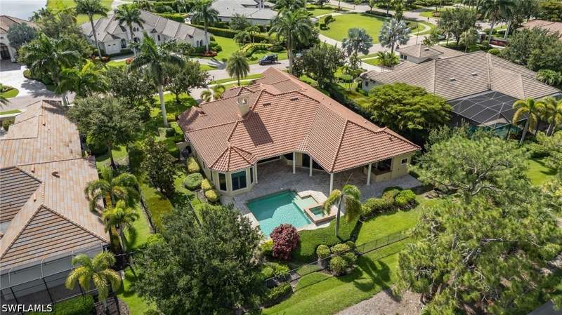 4 bedroom SingleFamilyResidence at 4149 Cortland Way, Quail West, Naples — photo 2