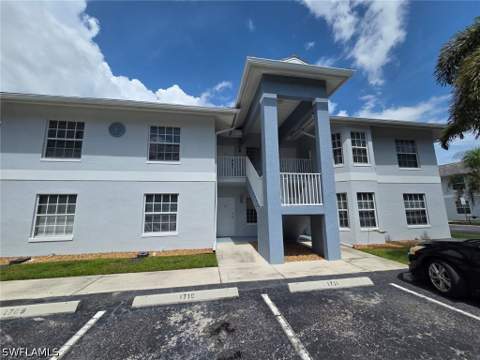 8408 Bernwood Cove Loop 1710, Fort Myers FL - photo 16 of 19