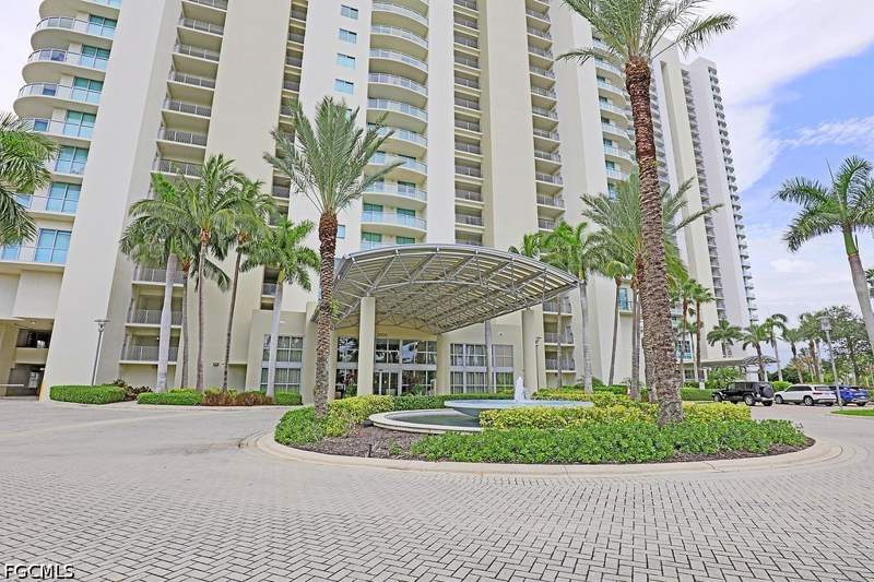 2 bedroom Condominium at 3000 Oasis Grand Blvd 505, Oasis, Fort Myers — photo 2