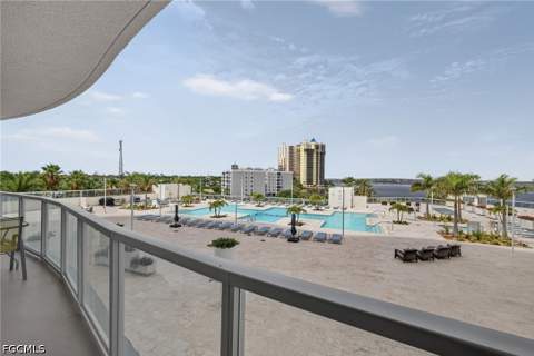 3000 Oasis Grand Blvd 505, Fort Myers FL - photo 24 of 50