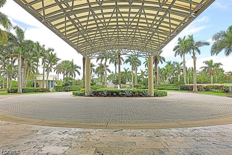 2 bedroom Condominium at 3000 Oasis Grand Blvd 505, Oasis, Fort Myers — photo 3