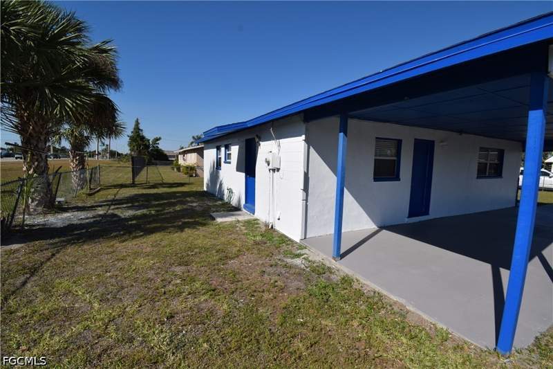 4 bedroom SingleFamilyResidence at 7 W Clermont Ct, Fort Myers, Fort Myers — photo 2