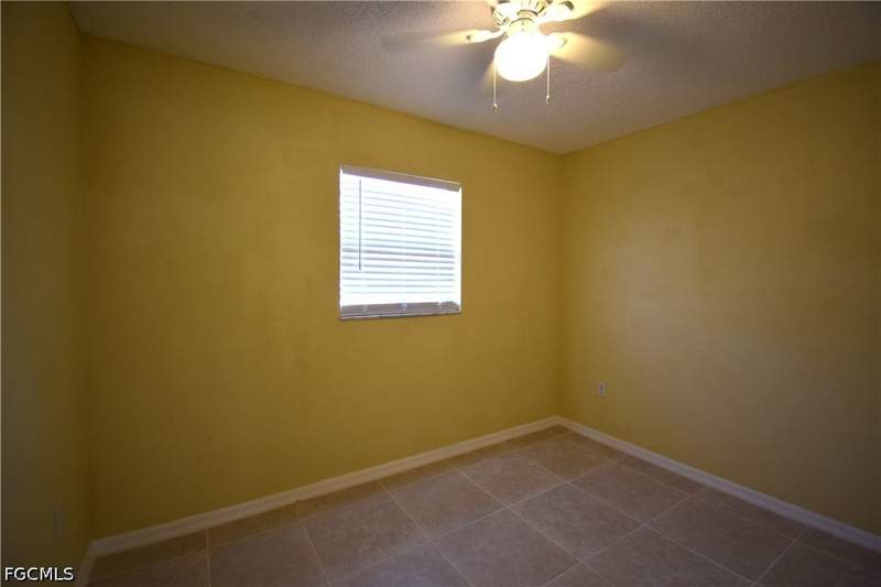 4 bedroom SingleFamilyResidence at 7 W Clermont Ct, Fort Myers, Fort Myers — photo 4