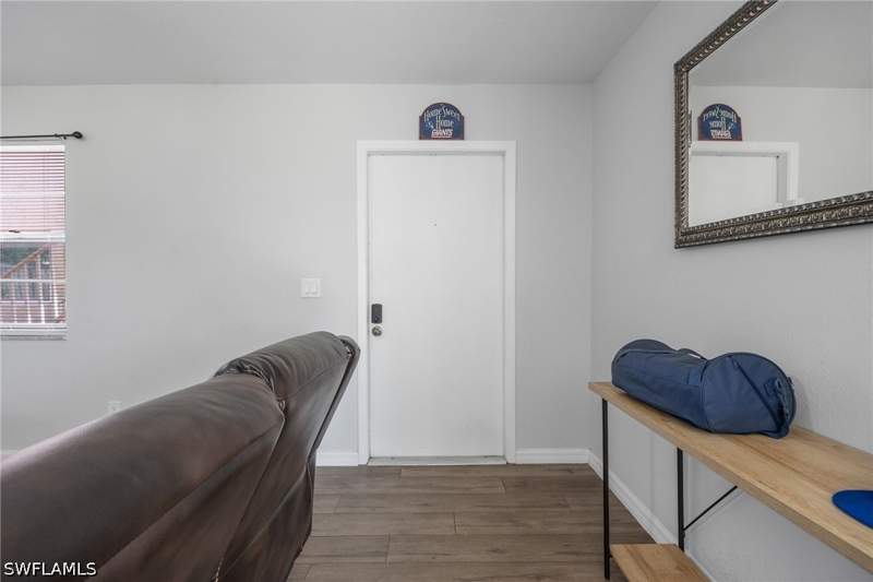 2 bedroom Condominium at 1400 Pompei Ln 23, Sorrento Villas, Naples — photo 3