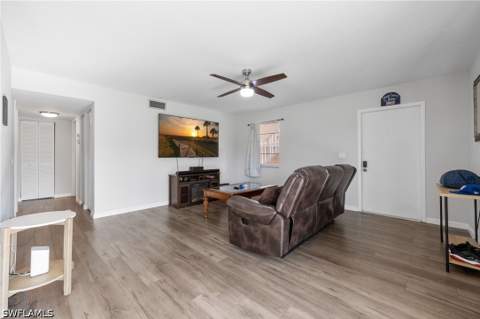 1400 Pompei Ln 23, Naples FL - photo 6 of 38