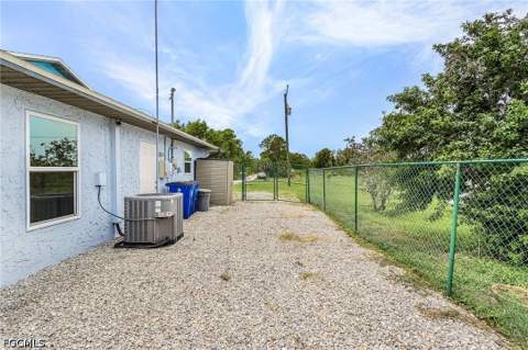 15474 Pembrooke Rd, Bokeelia FL - photo 18 of 33