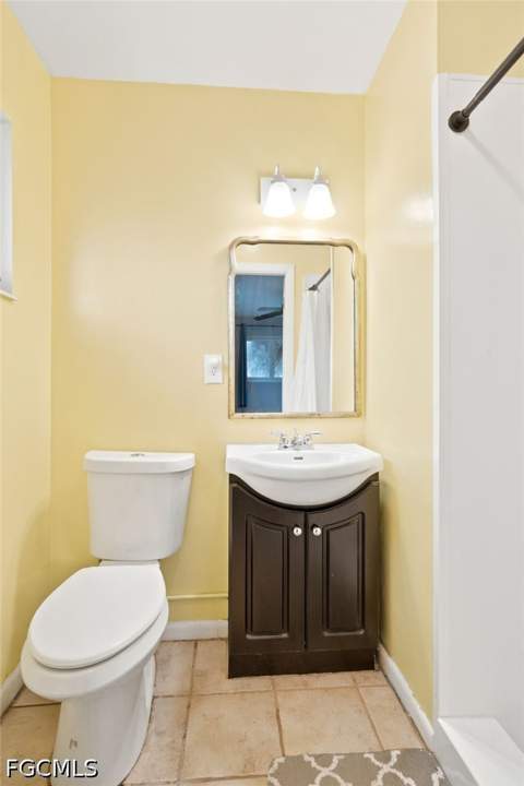 301 Hollywood St, Lehigh Acres FL - photo 11 of 30