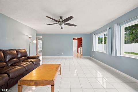 301 Hollywood St, Lehigh Acres FL - photo 7 of 30