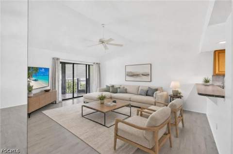 4708 SW 8th Pl 201, Cape Coral FL - photo 8 of 36