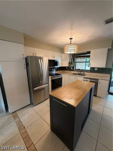 11543 Chapman Ave, Bonita Springs FL - photo 6 of 20