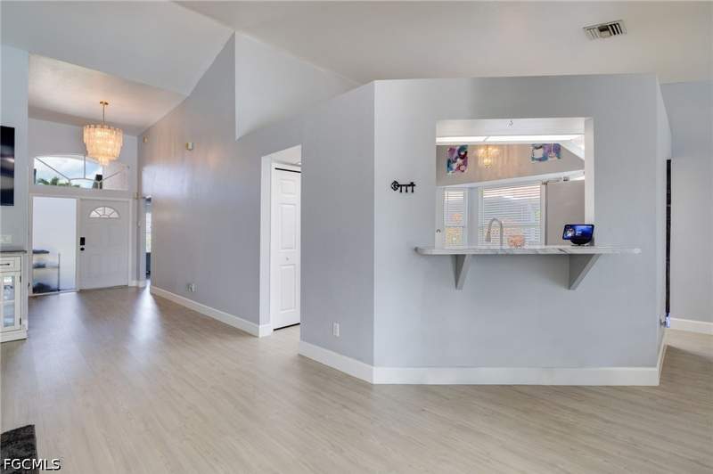 3 bedroom SingleFamilyResidence at 17791 Castle Harbor Dr, Islands At Three Oaks, Fort Myers — photo 3