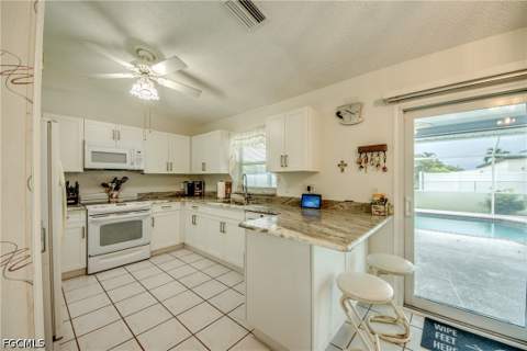 1324 Gleason Pkwy, Cape Coral FL - photo 13 of 40