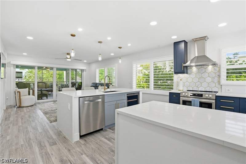 2 bedroom SingleFamilyResidence at 270 Dundee Rd, McPhie Park, Fort Myers Beach — photo 5