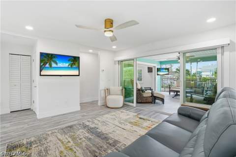 270 Dundee Rd, Fort Myers Beach FL - photo 7 of 42