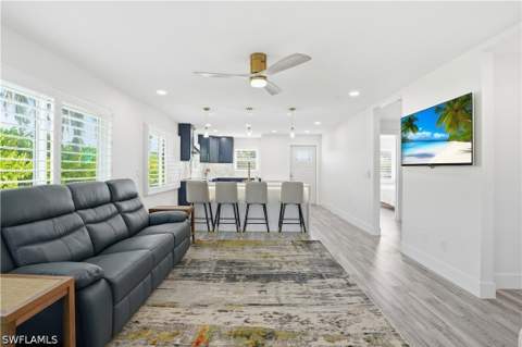 270 Dundee Rd, Fort Myers Beach FL - photo 8 of 42