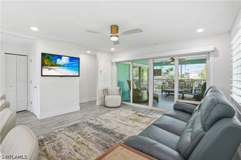 270 Dundee Rd, Fort Myers Beach FL - photo 9 of 42