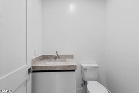 1142 Dutchess St E, Lehigh Acres FL - photo 15 of 50