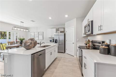 2979 Novelist Ct, Fort Myers FL - photo 6 of 15