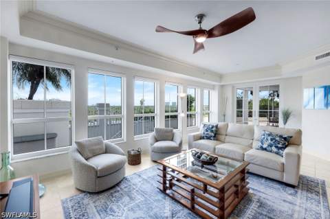 295 Grande Way T-04, Naples FL - photo 11 of 46
