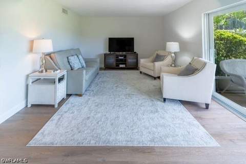 96 Glades Blvd 513, Naples FL - photo 6 of 31