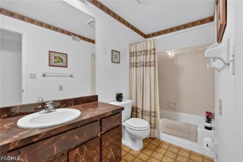 17421 Birchwood Ln 5, Fort Myers FL - photo 12 of 32