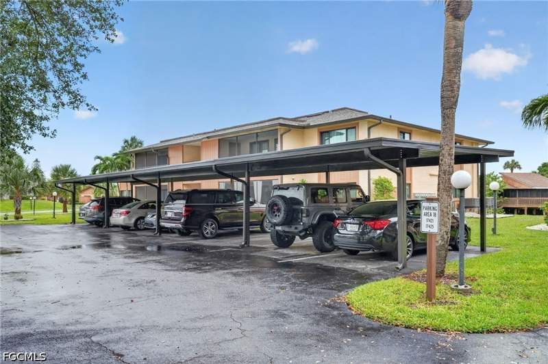 2 bedroom Condominium at 17421 Birchwood Ln 5, Timber Lake Condo, Fort Myers — photo 3