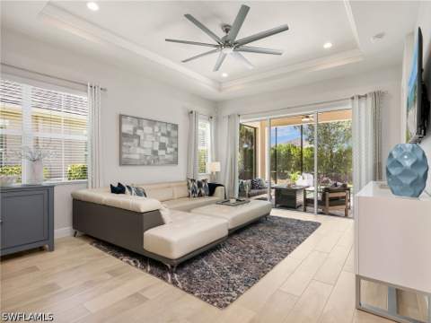 9040 Saint Lucia Dr, Naples FL - photo 10 of 46