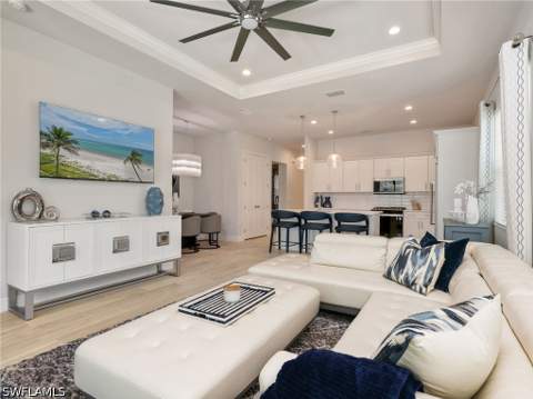9040 Saint Lucia Dr, Naples FL - photo 13 of 46