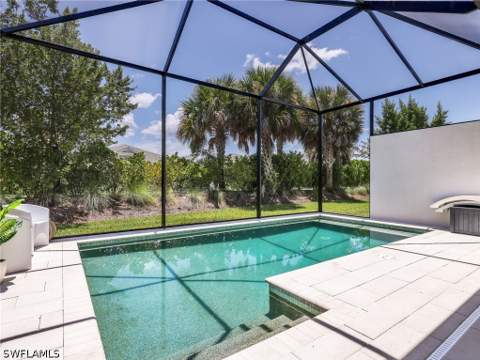 9040 Saint Lucia Dr, Naples FL - photo 17 of 46