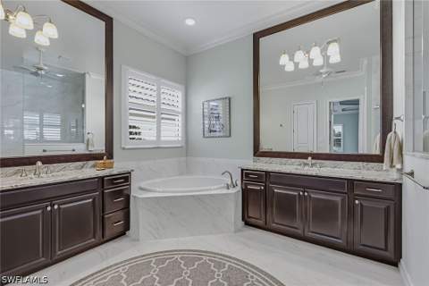 9454 Lagomar Ct, Naples FL - photo 12 of 50